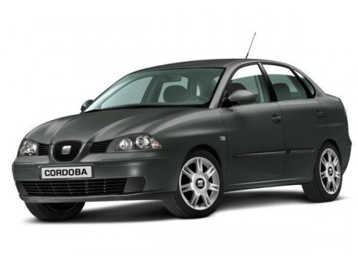 Co je potřeba k výměně reproduktorů v Seat Cordoba 2?