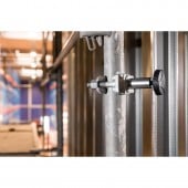 Držák na detailingová a pracovní světla Scangrip Scaffolding Mounting Bracket
