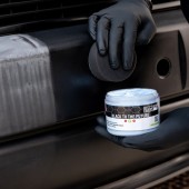 Přípravek na ošetření plastů a pneumatik ValetPRO Black To The Future (250 ml)