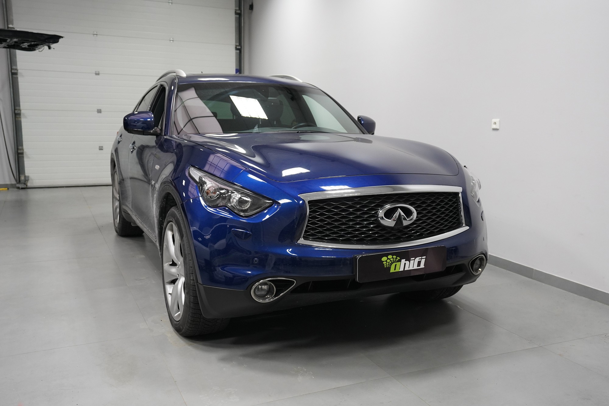 Infinity QX70