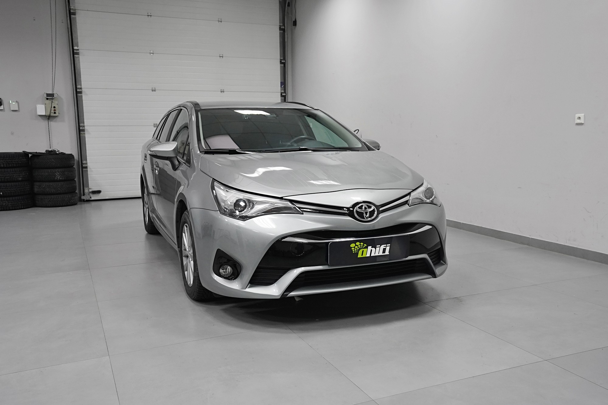 Toyota Avensis (T27)
