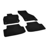 Textilní autokoberce Rigum pro Seat Leon E-TSI (2020 -) / Volkswagen Golf VIII E-TSI (2020 -)