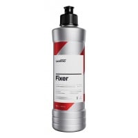 Středně hrubá lešticí pasta CarPro Fixer (250 ml)